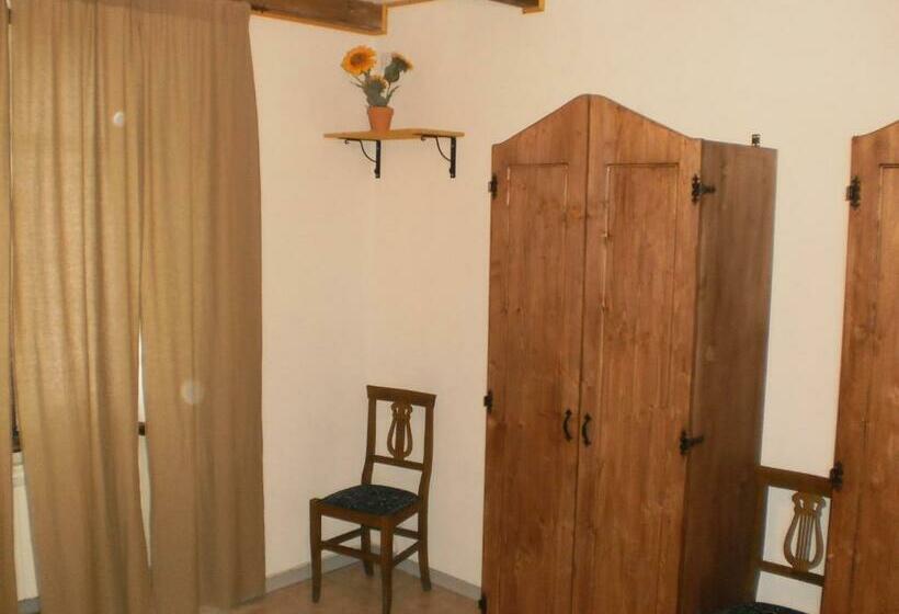 标准间, Cantuccio