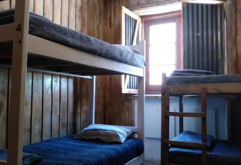 浴室共有ファミリールーム, Portezuelo Del Viento   Hostel De Montaña