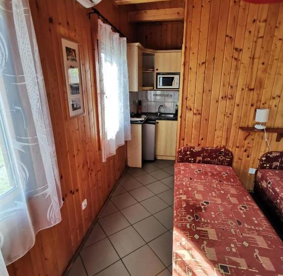 テラス付きスタンダードワンルーム, Sárberki Horgásztó