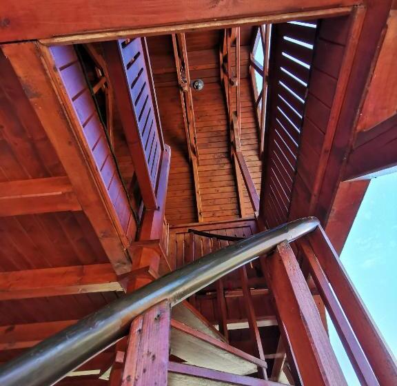 バルコニー付き１ベッドルームアパートメント, Sárberki Horgásztó