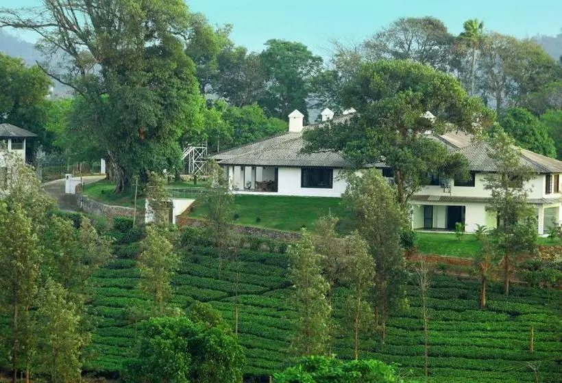 スタンダードバンガロー, Parisons Plantation Experiences By Abad