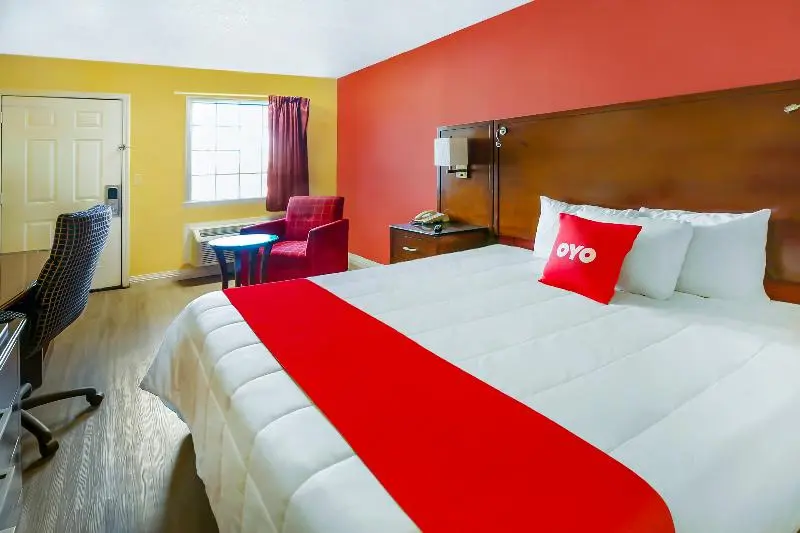 スイート, Drake Devonshire And Motor Inn
