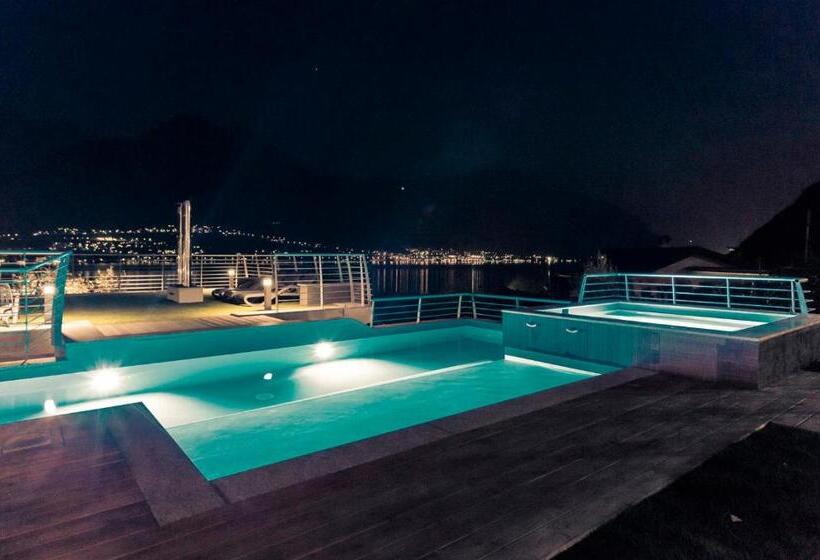 ３ベッドルームのデラックスアパートメント, Bellagio Village  4 Apartments By The Lake   Seasonal Warm Pool And Sauna