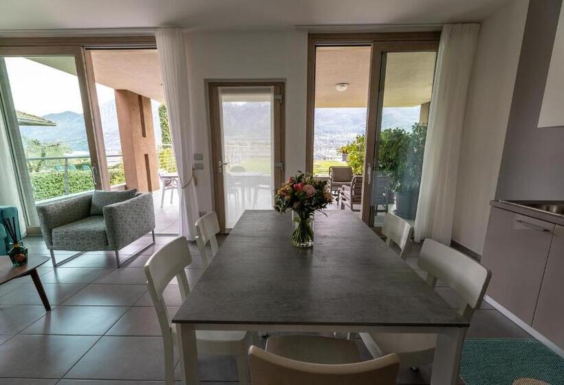 带2个卧室的公寓, Bellagio Village  4 Apartments By The Lake   Seasonal Warm Pool And Sauna