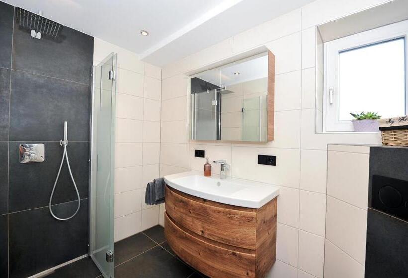 Номер Deluxe с Балконом, Gasthof Pension Zur Post