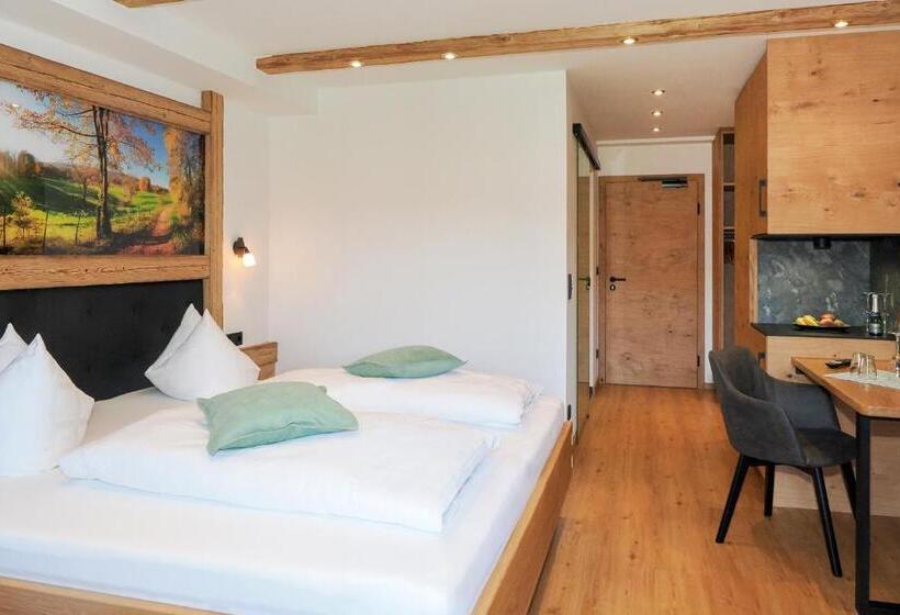 Номер Deluxe с Балконом, Gasthof Pension Zur Post