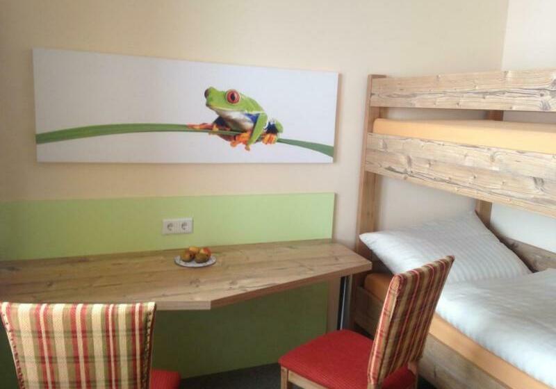 １ベッドルームベーシックアパートメント, Höhenstein