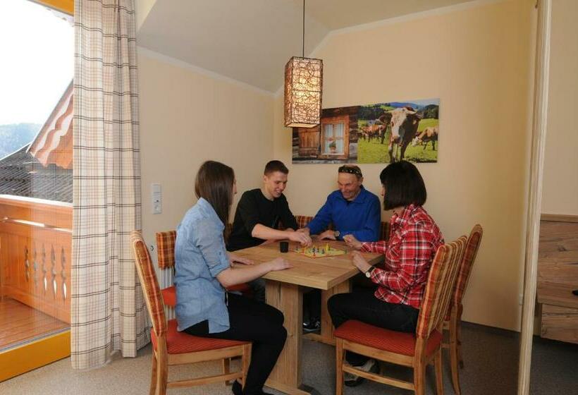 １ベッドルームベーシックアパートメント, Höhenstein