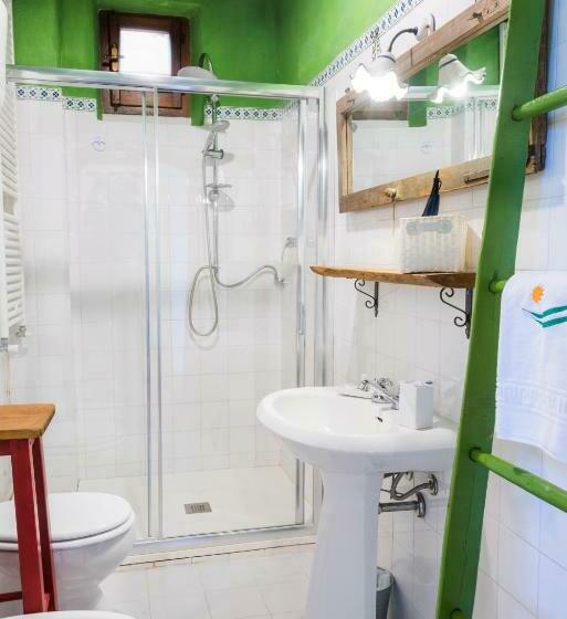 דירת שני חדרים, La Fontaiola