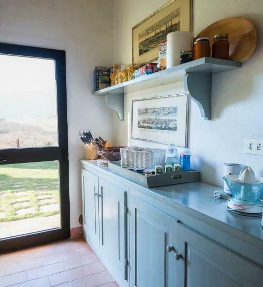 דירת שני חדרים, La Fontaiola