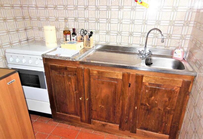 דירת חדר סופריור, La Fontaiola