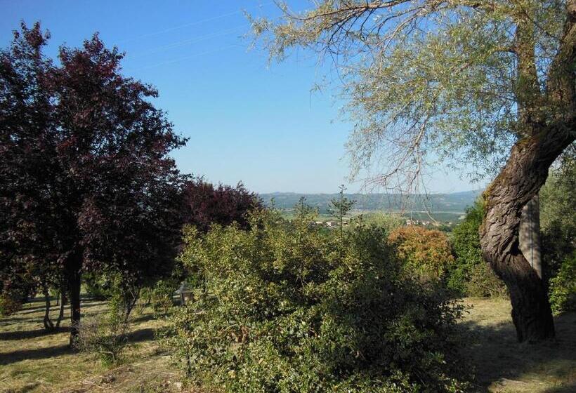 וילה עם חדר שינה אחד ובריכת שחיה, La Fontaiola