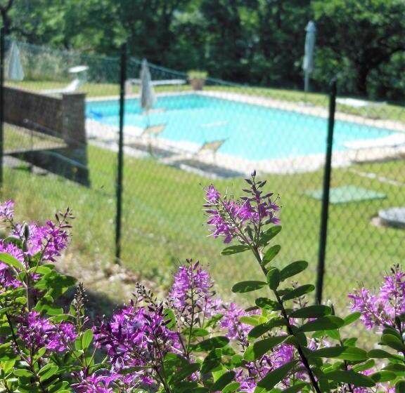 דירת חדר סופריור, La Fontaiola