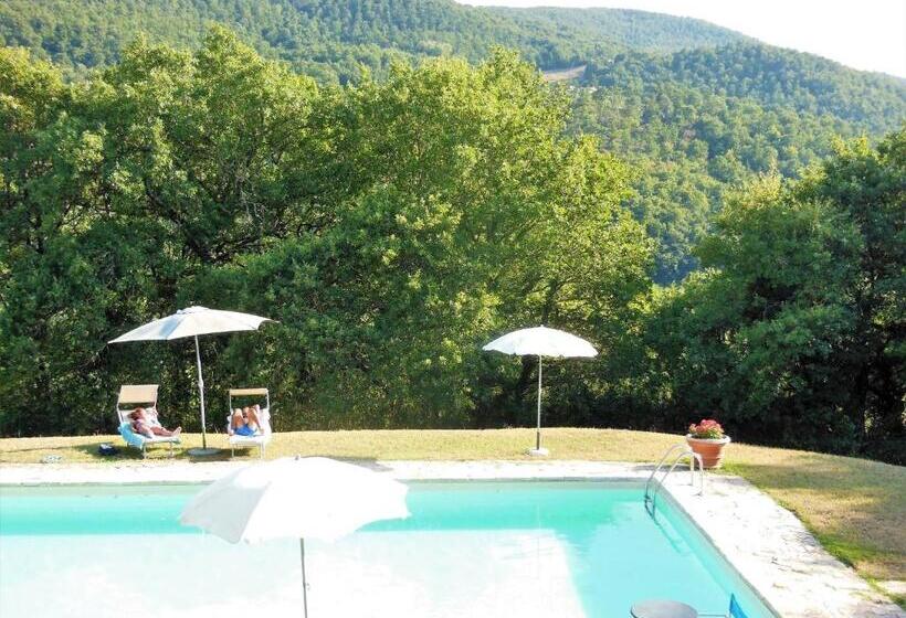 דירת חדר סופריור, La Fontaiola