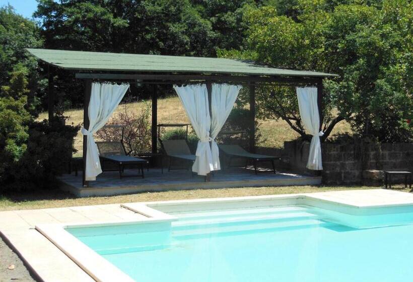 וילה עם חדר שינה אחד ובריכת שחיה, La Fontaiola