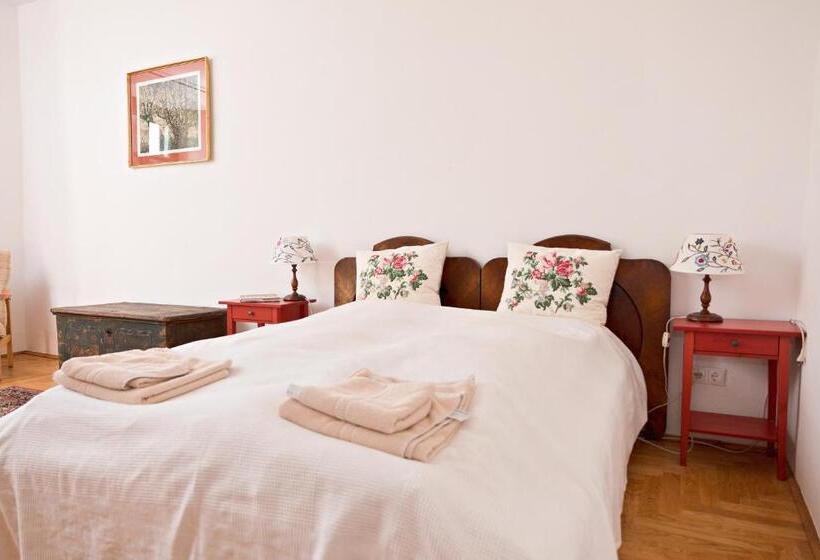 דירת חדר נוף לגינה, Barta Pince Vendégház Mád