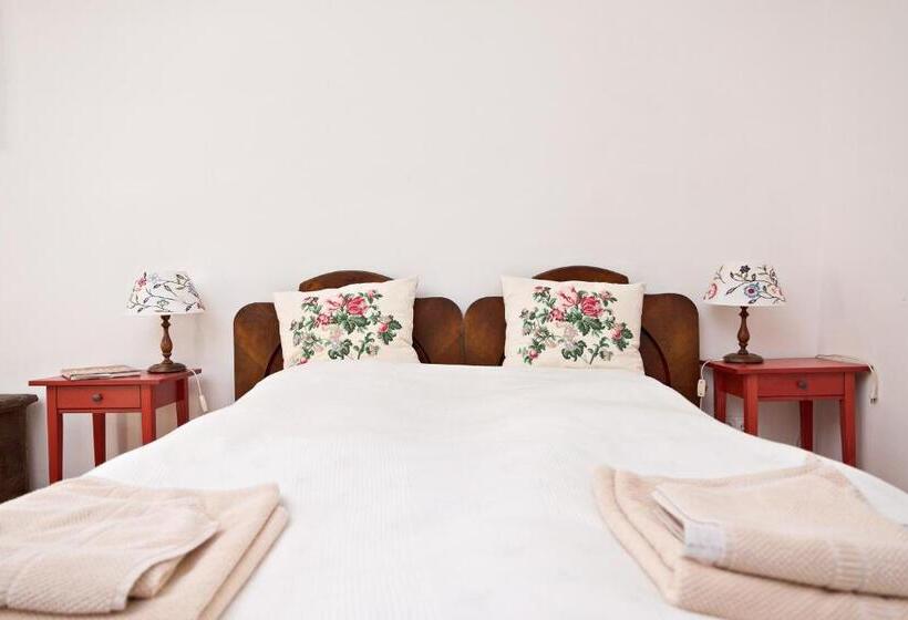 דירת חדר נוף לגינה, Barta Pince Vendégház Mád