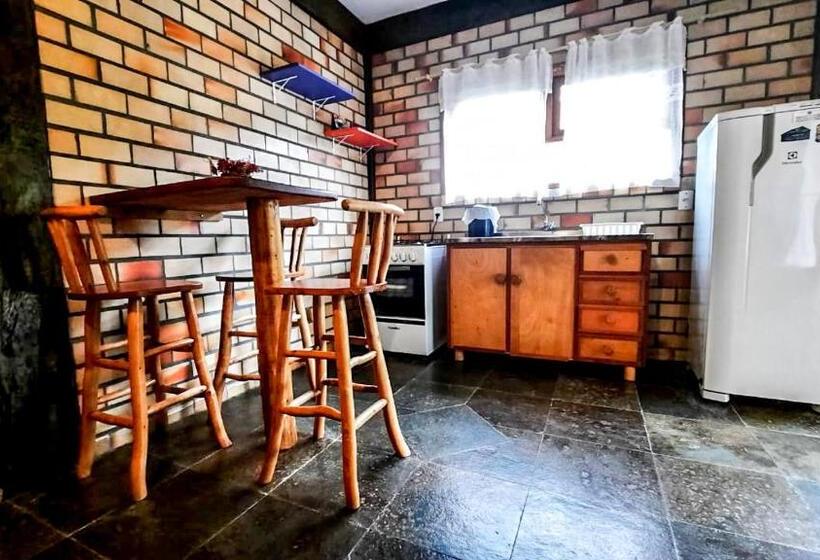 套房带园景, Pousada Raízes Da Guarda