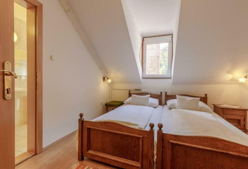 חדר סטנדרט, Zseri Vadászház