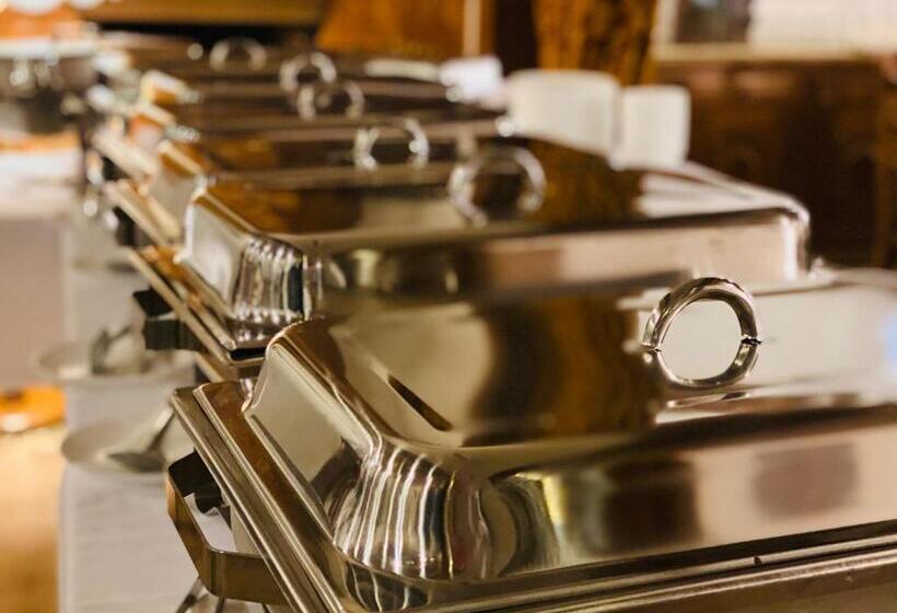 חדר סטנדרט מותאם לאדם עם מוגבלויות, Zseri Vadászház