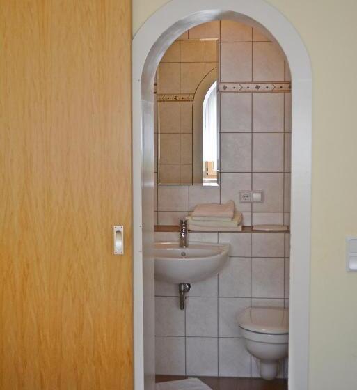 스탠다드 룸, Gasthaus Metzgerei Pension Maßem