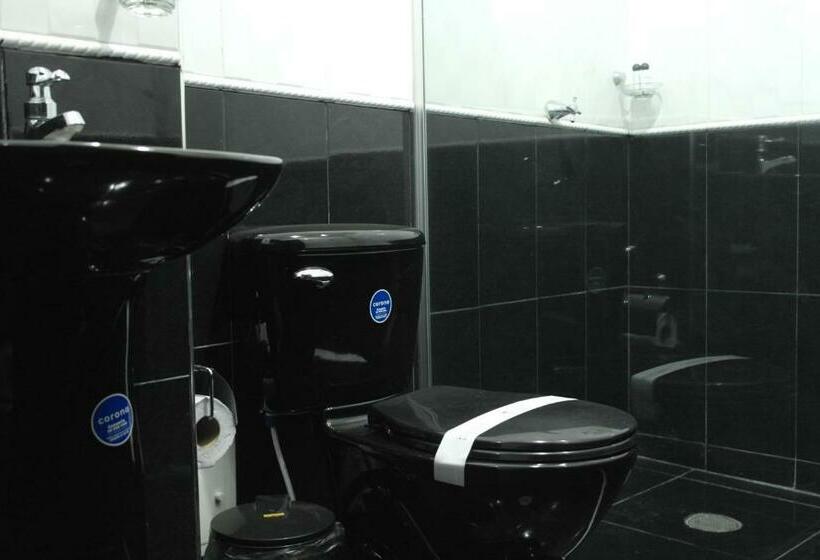 标准三人间, Velero Guajira Real