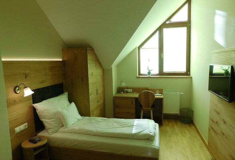 스탠다드 룸, Hódoséri Vadászház