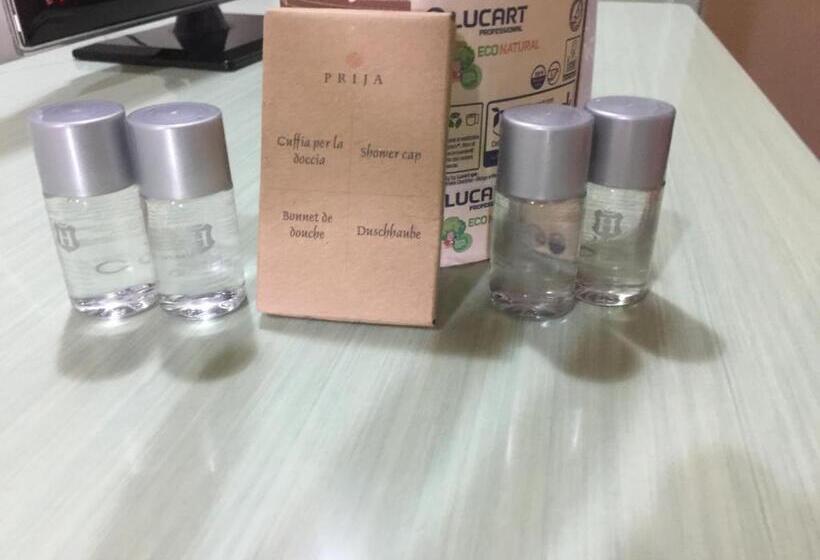 חדר קומפורט לשלושה, Oasi Di Francesca