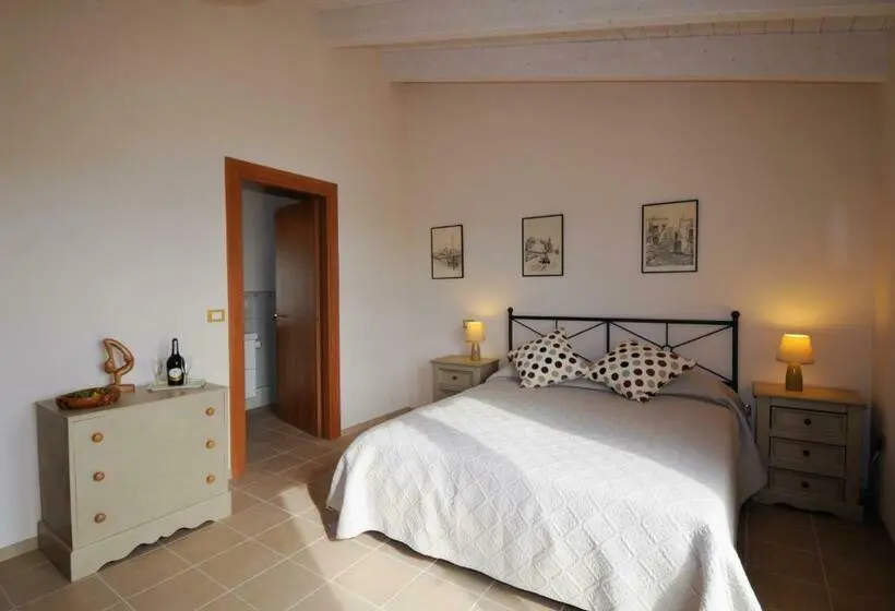 バルコニー付きデラックスルーム, Il Frutteto Bed And Breakfast