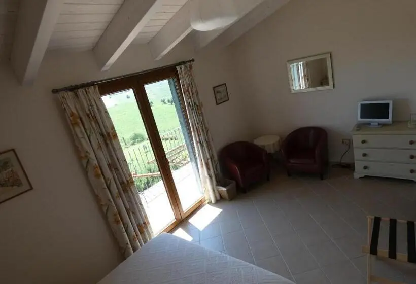 バルコニー付きスタンダードルーム, Il Frutteto Bed And Breakfast