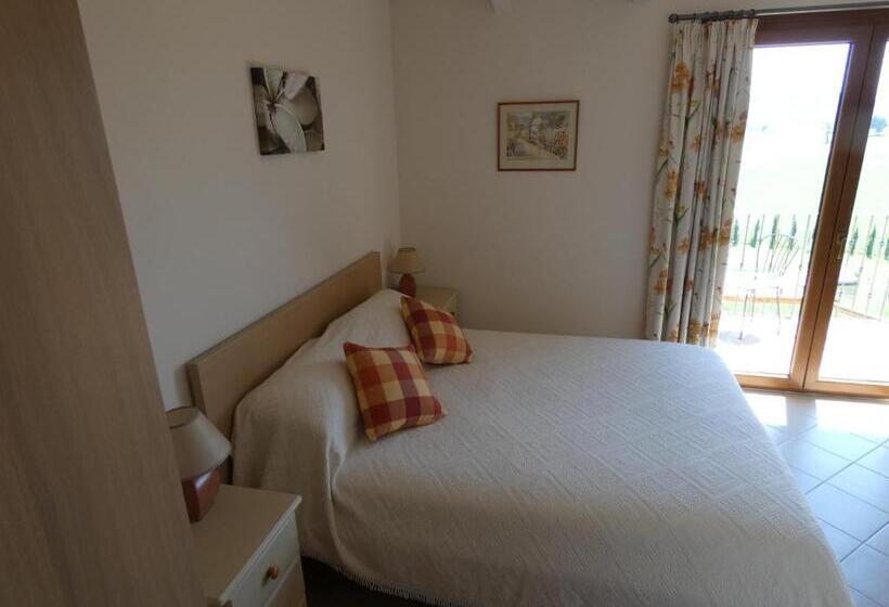 Номер Стандарт с Балконом, Il Frutteto Bed And Breakfast