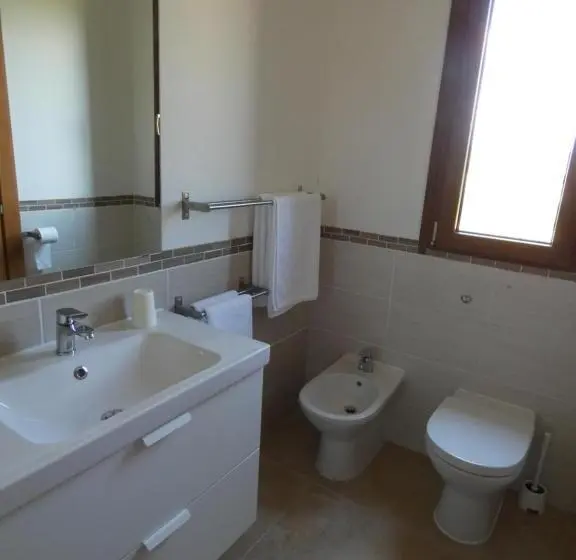 バルコニー付きスタンダードルーム, Il Frutteto Bed And Breakfast