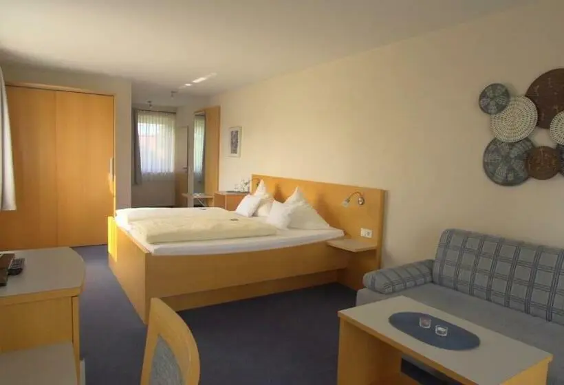 スタンダードルーム, Landhotel Larenzen