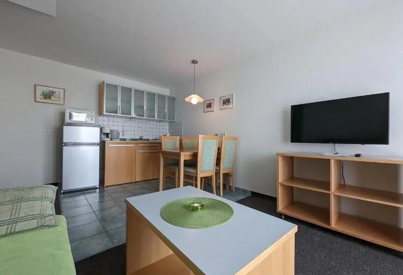 スイート, Landhotel Larenzen