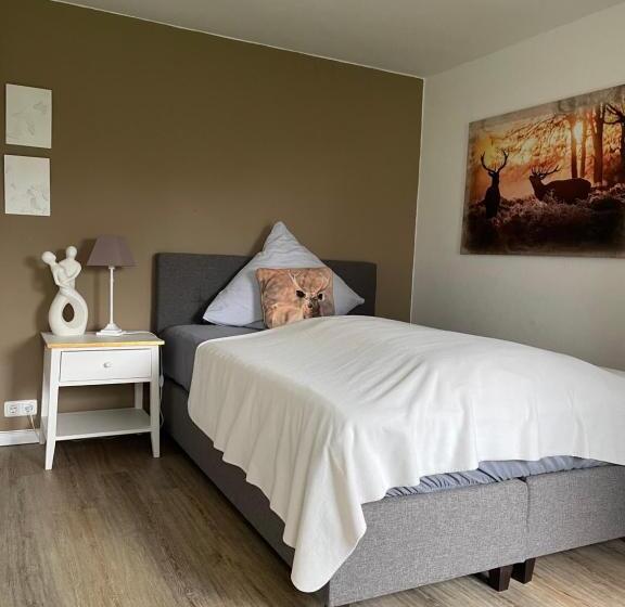 חדר סטנדרט יחיד, Landsitzhotel Und Seminarium Peterhof