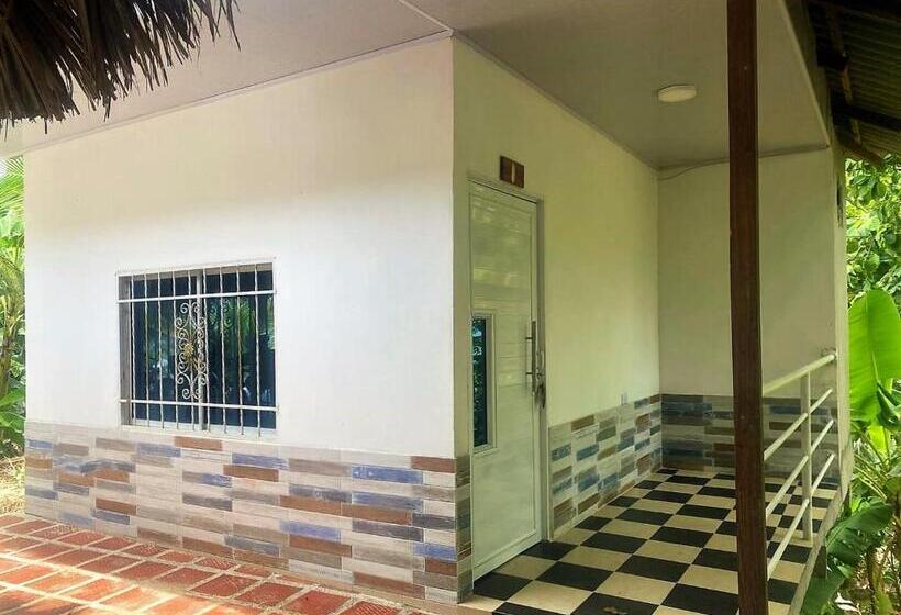 带阳台的三人标准间, Hostal Recuerdos Del Tayrona