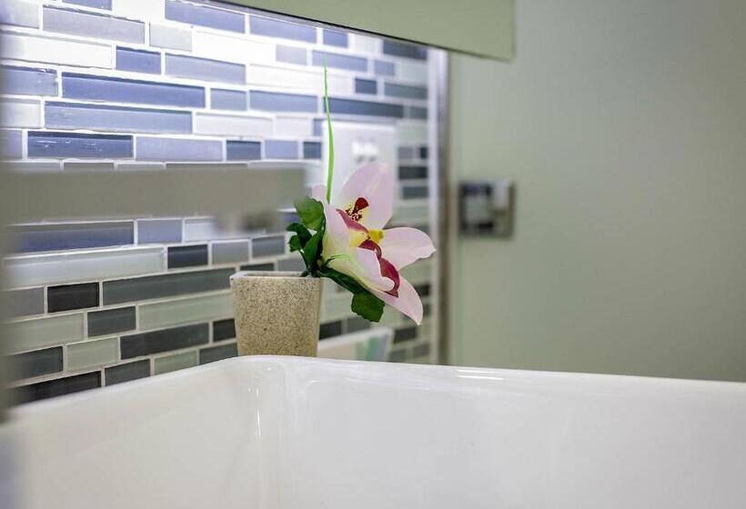 キングサイズベッドのスタンダードルーム, Trip Motel Gatton