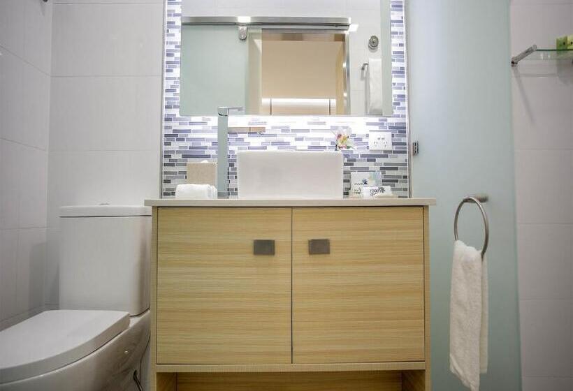 Семейный Номер, Trip Motel Gatton