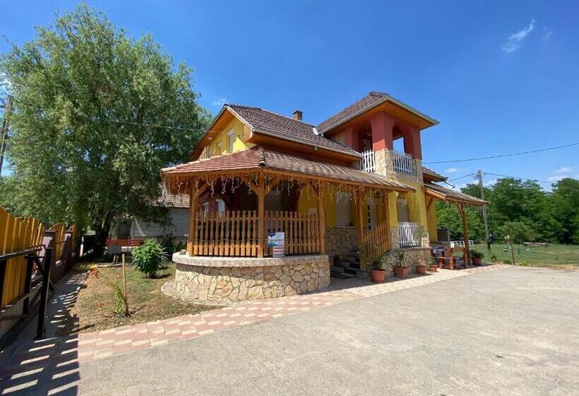 Апартаменты 1 Спальня, Verona Panzió