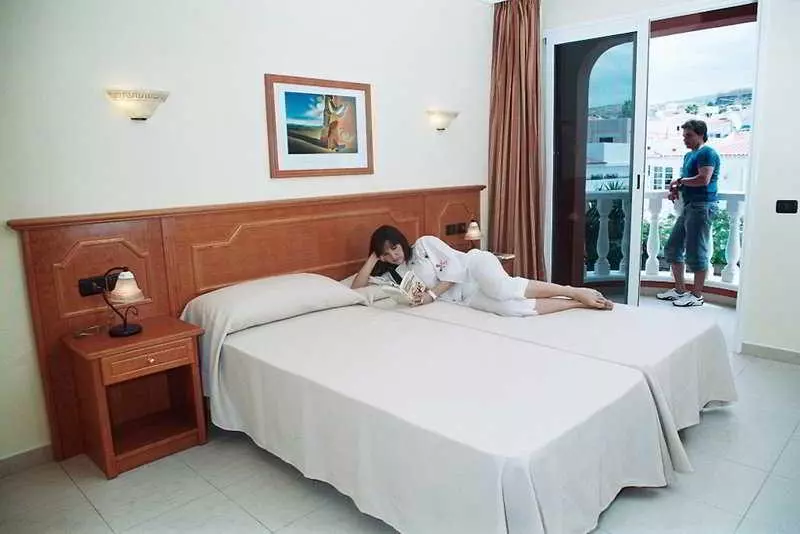 آپارتمان 1 خوابه, Apartamentos Callaomar