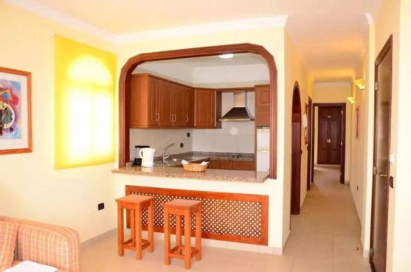 آپارتمان 1 خوابه, Apartamentos Callaomar