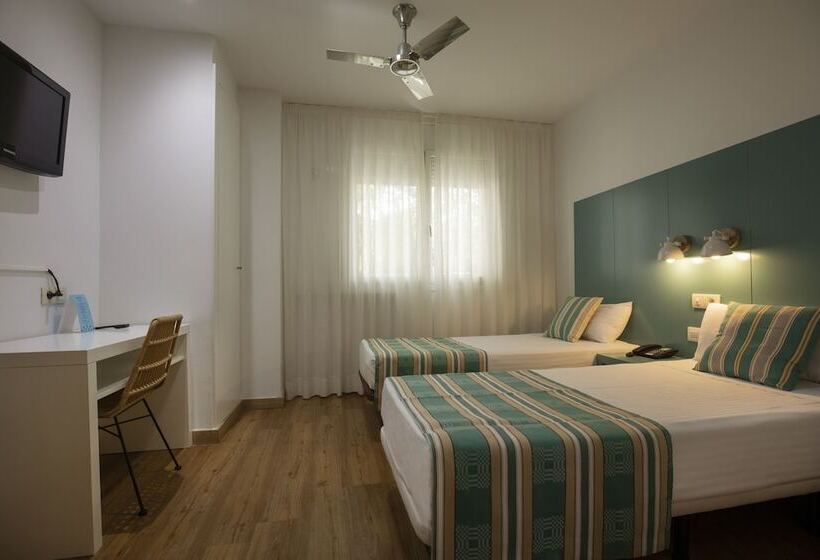 Habitación Estándar, YOMO Bcn Port