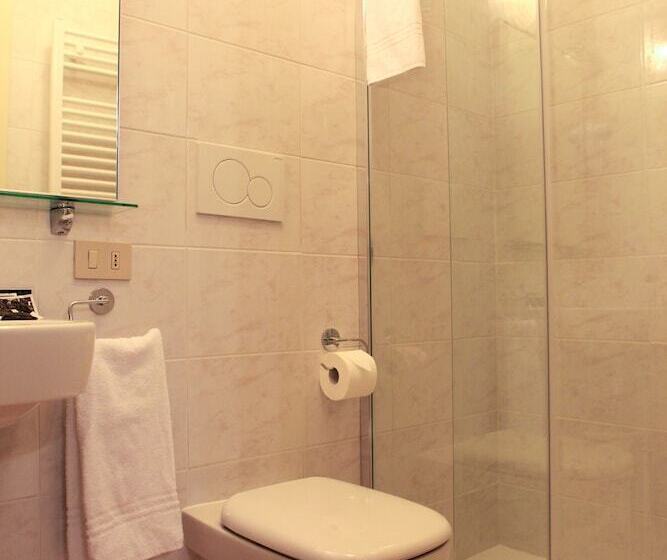 اتاق استاندارد چهار تخته, Bridge