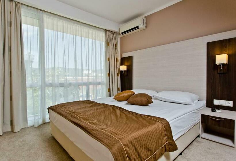 ファミリールーム, Dit Evrika Beach Club Hotel   All Inclusive