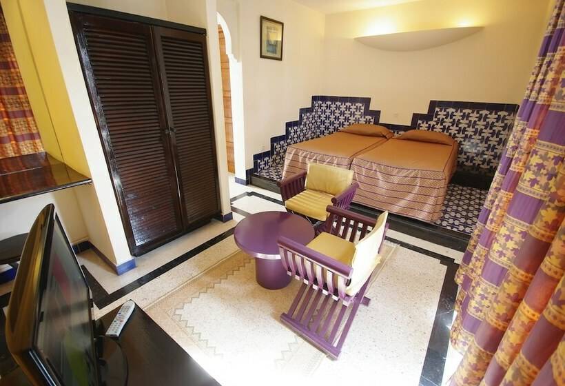 חדר סטנדרט יחיד, El Pueblo Tamlelt