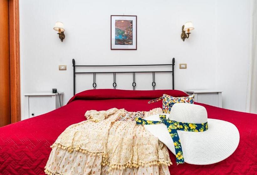 스탠다드 룸, Fontana