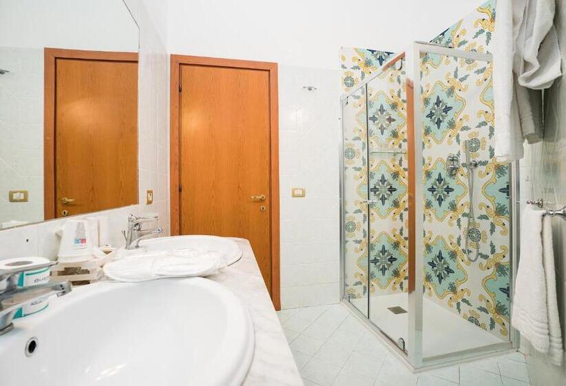 Junior Suite, Fontana