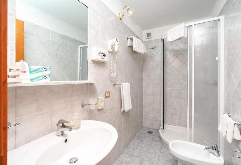 Junior Suite, Fontana