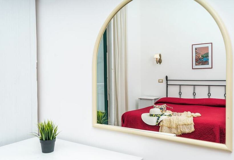 스탠다드 룸, Fontana