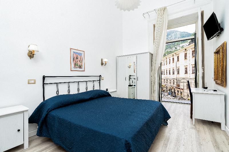 스탠다드 룸, Fontana